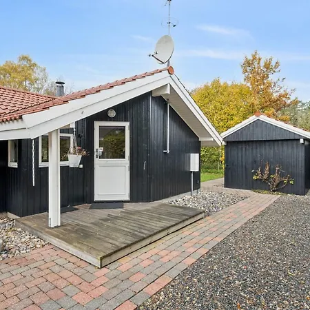 Сasa de vacaciones Gyda - 840m From The Sea By Interhome Dronningmølle