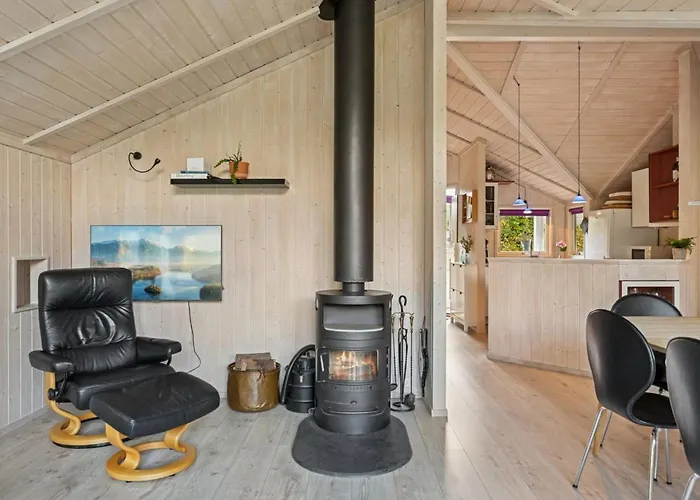 Gyda - 840m From The Sea By Interhome Dronningmølle