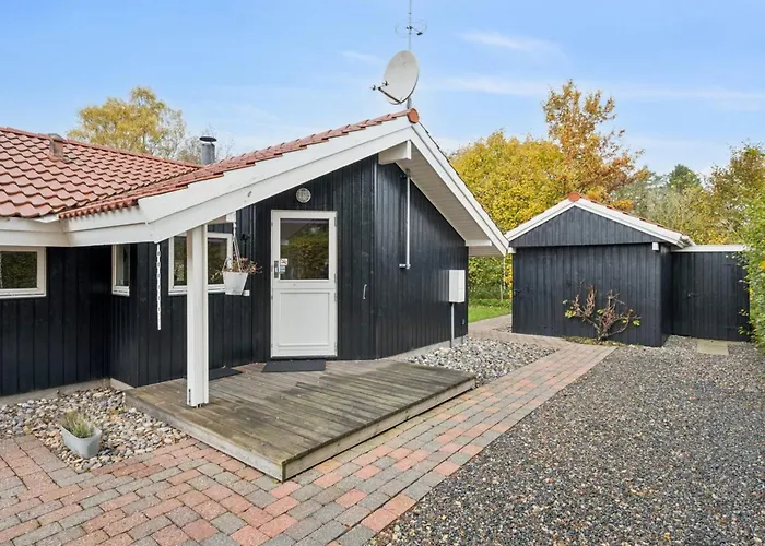 Сasa de vacaciones Gyda - 840m From The Sea By Interhome Dronningmølle